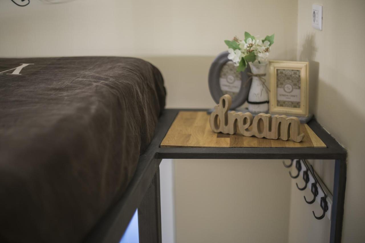 62 Steps To Petit Bonheur Apartamento Bucareste