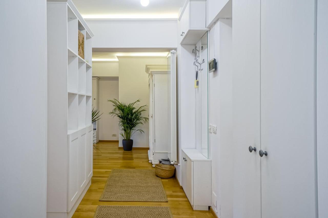 Visit Romana Square Apt. - Metro Apartment Bucharest