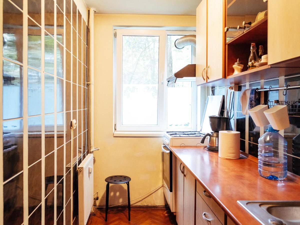 Apartament Woody - Cozy And Quiet Place Near Moghioros Park Bucureşti