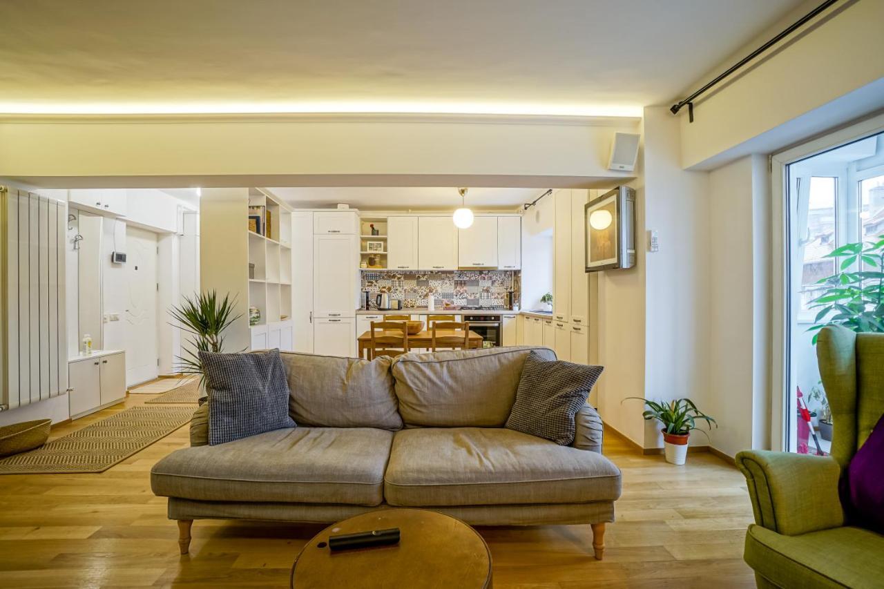 Visit Romana Square Apt. - Metro Apartment Bucharest