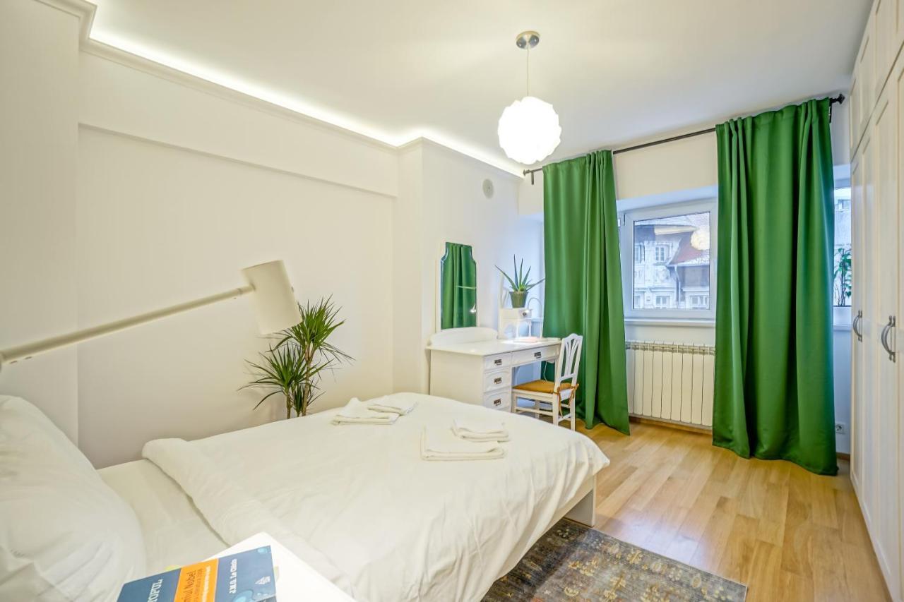 Visit Romana Square Apt. - Metro *