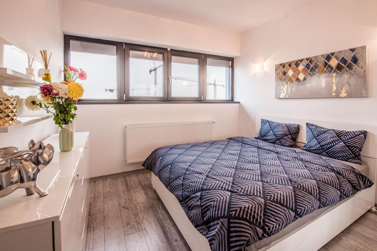 2-room Penthouse Plaza P1 Apartament *