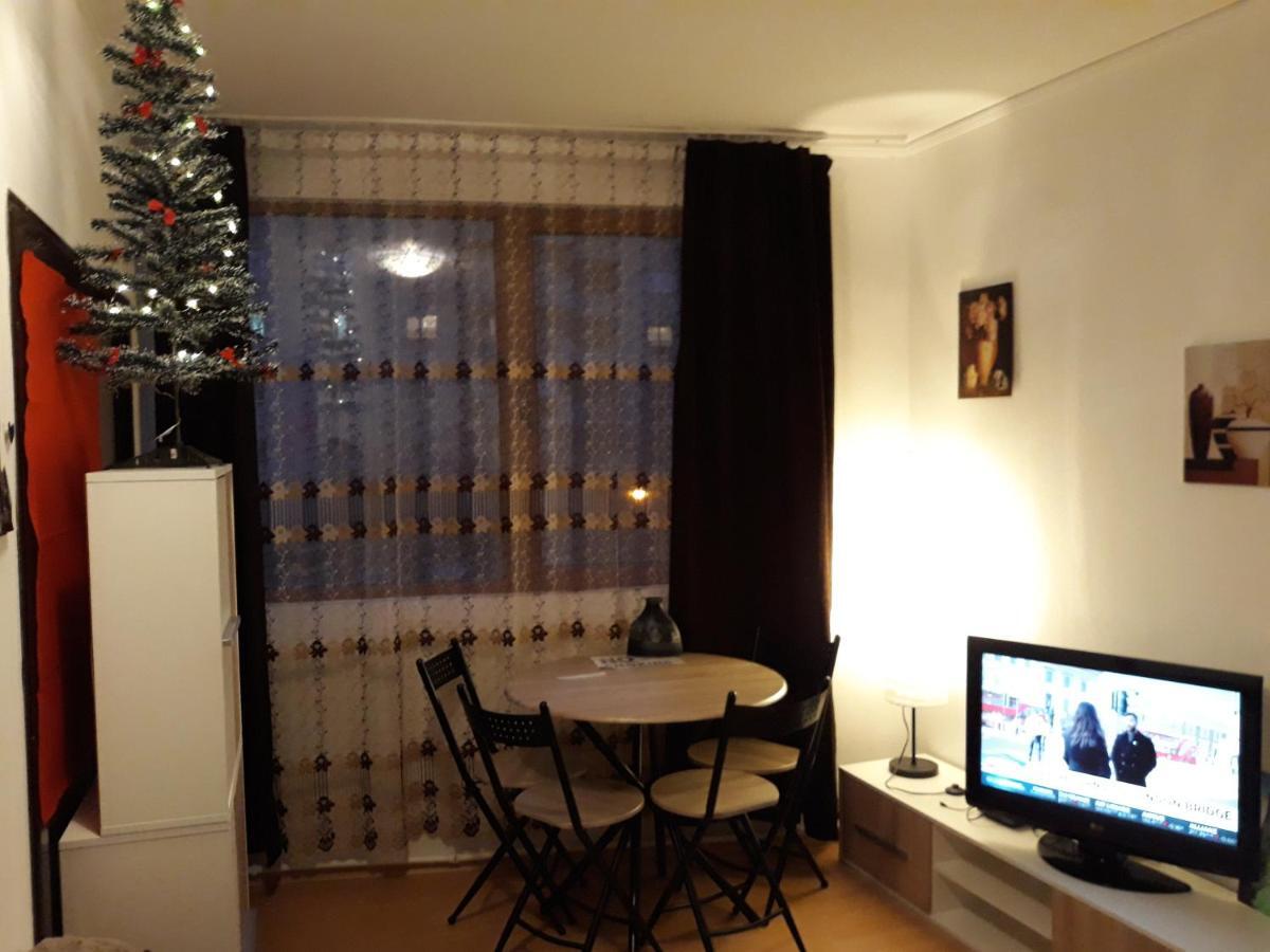 Apartment Cozy Central Studio