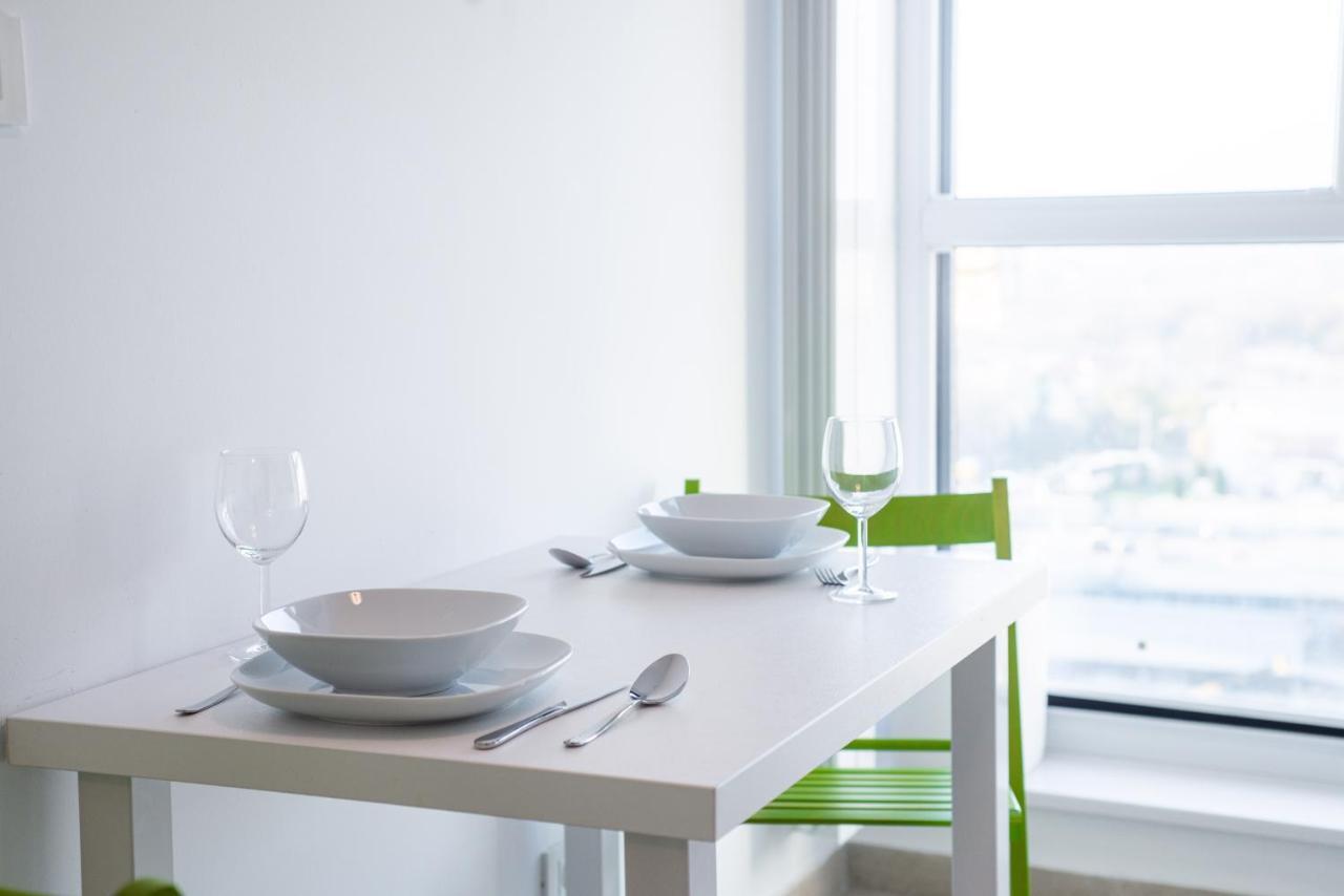 Luxury Westpark 2 With View Apartment Bucharest