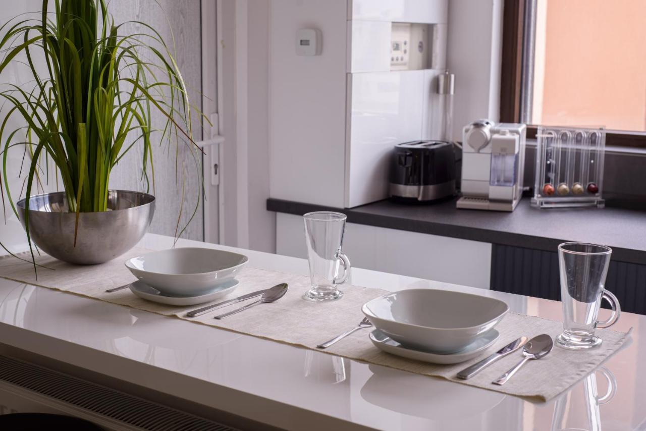 Luxury Two Militari M3 * Bucharest