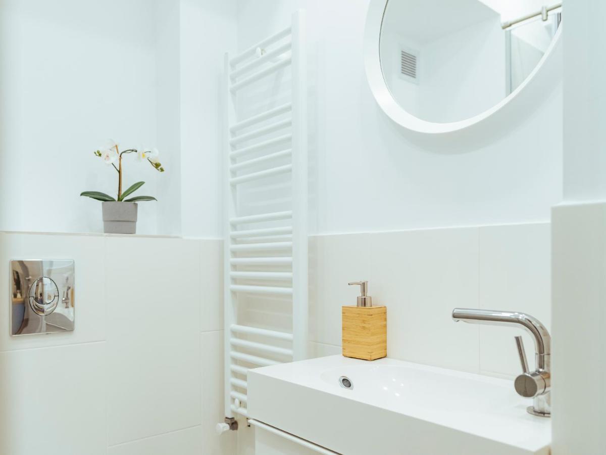 Apartament Cosy - Amazing Location - Old Town Bucureşti