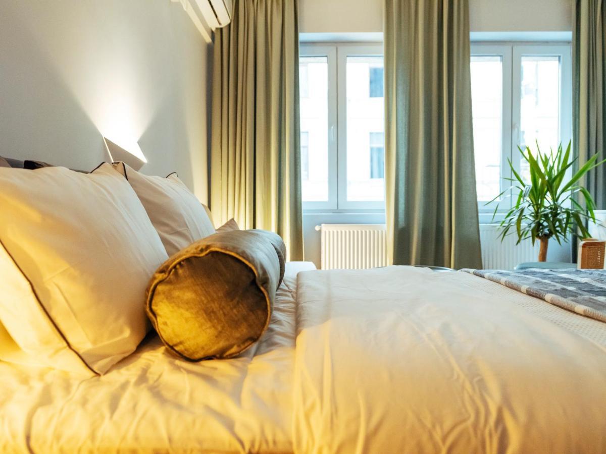 Amazing Location - Center Apartment *
