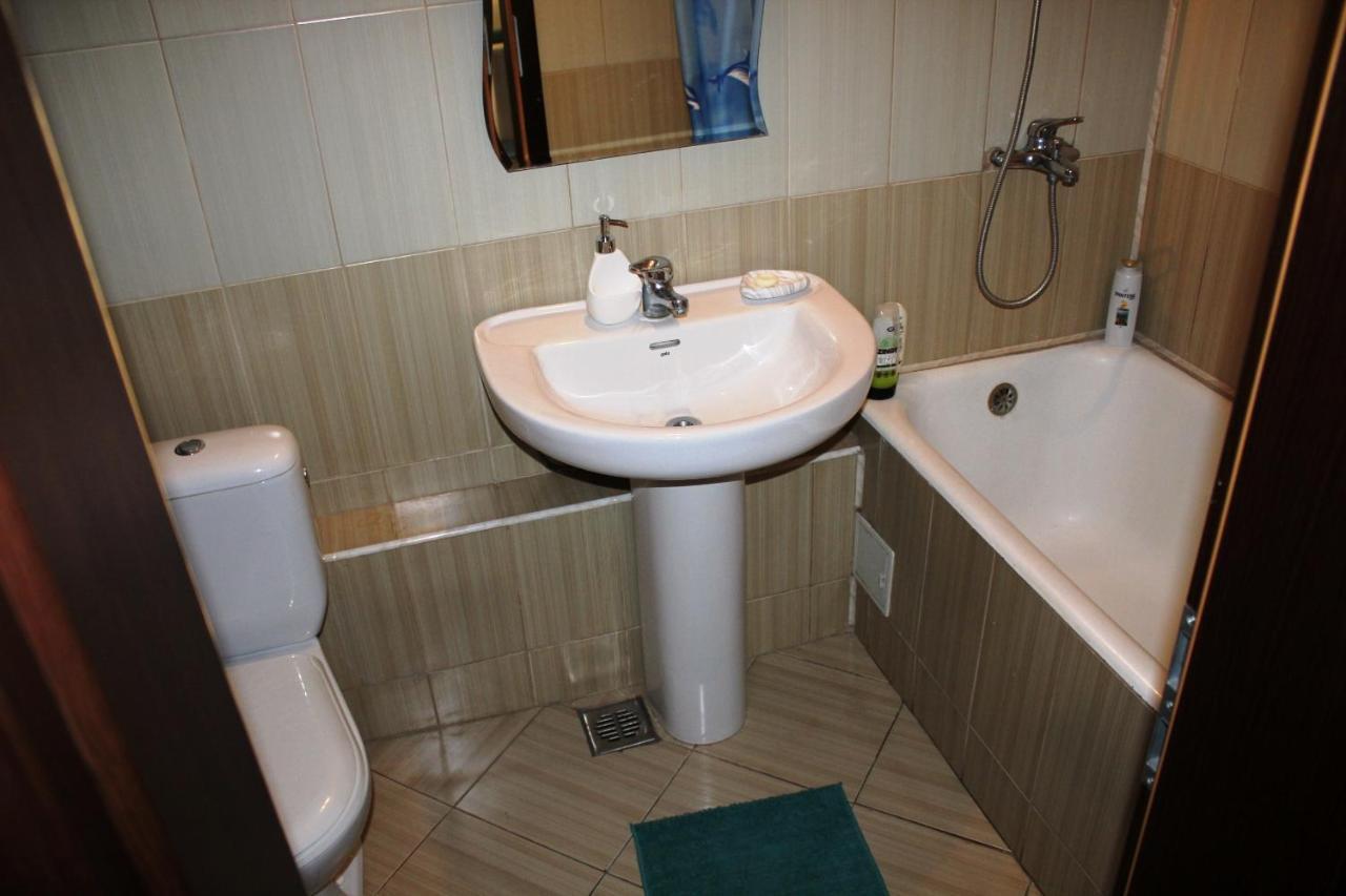 Alba Iulia Square, Premium 2 * Bucareste