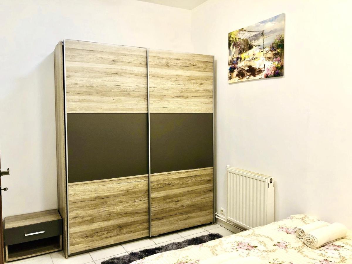 Apartament Modern Old Town Central