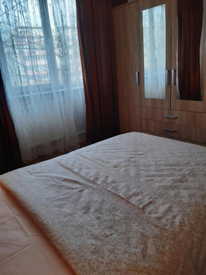 A Chic Apart Iancului Bucharest