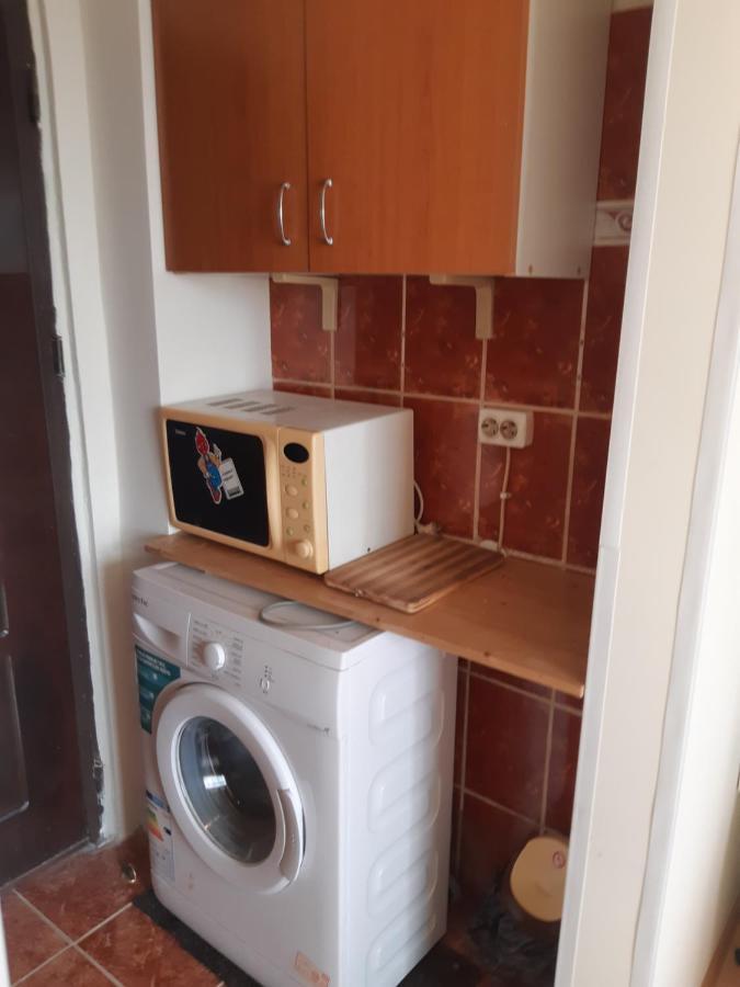 Lucian Studio Apartamento *