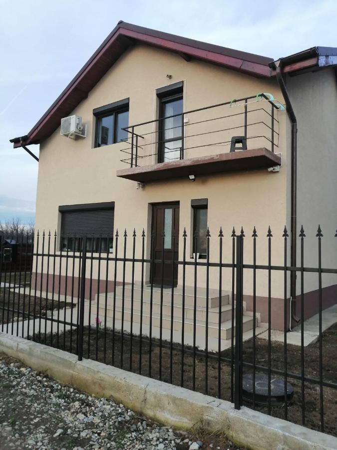 Casa Mirela Holiday home Bucharest