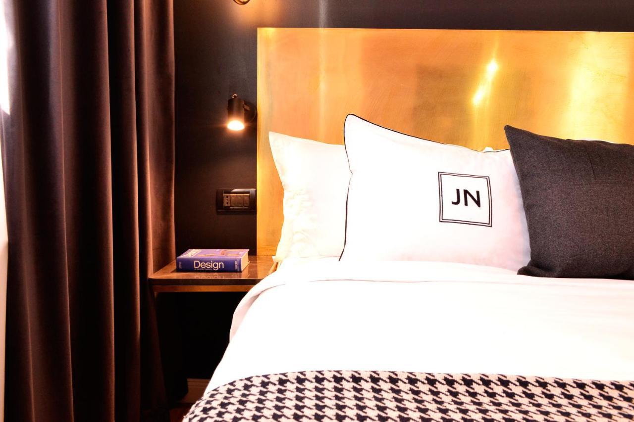 Jn Boutique 4*