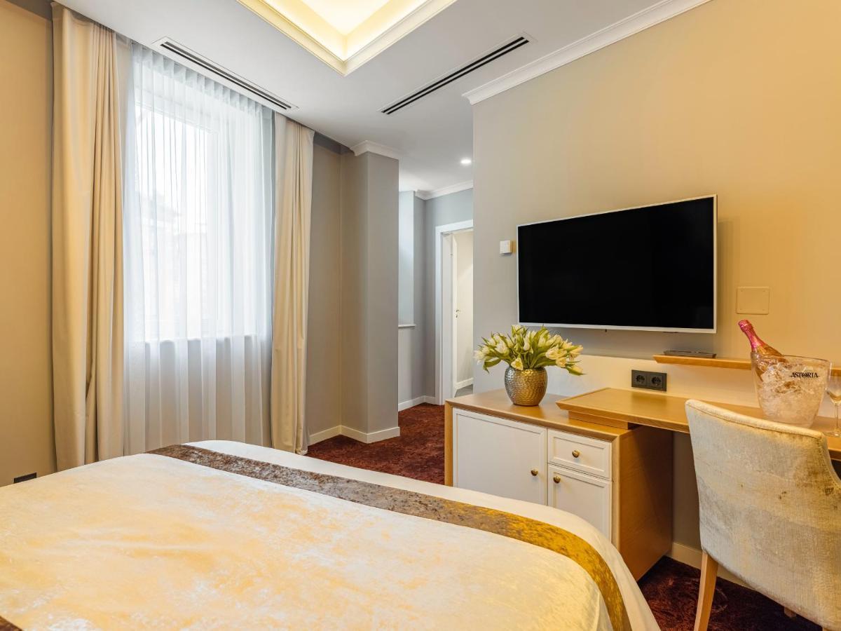 Pergola Boutique 4* Bucharest