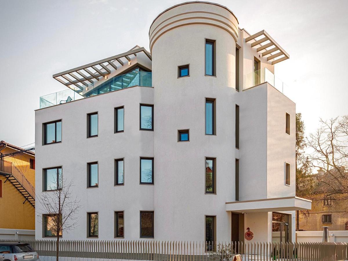 Pergola Boutique 4* Bucharest