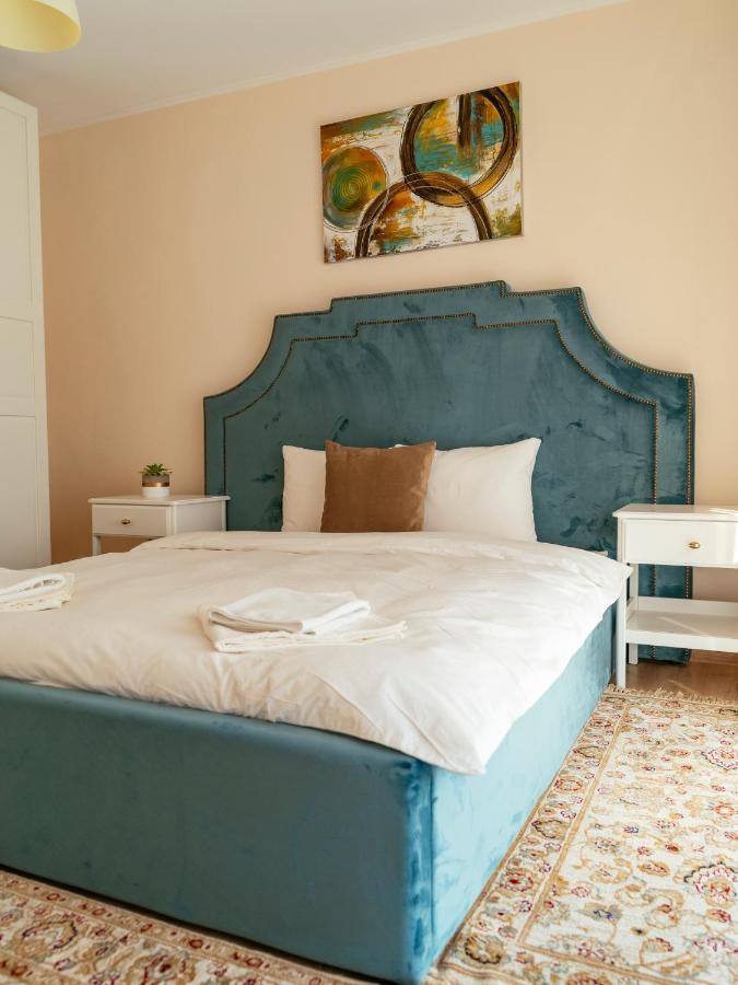 Apartment Piata Unirii - Old Town - 2br Bucharest