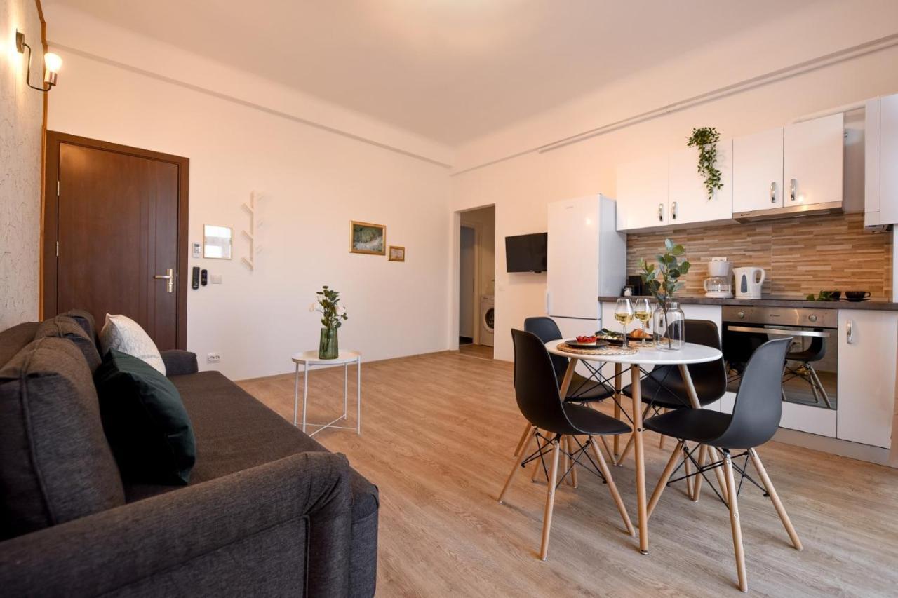 Apartment Golden Touches - Elegant - Armeneasca Apt