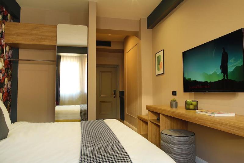 Jn Boutique Hotel 4*