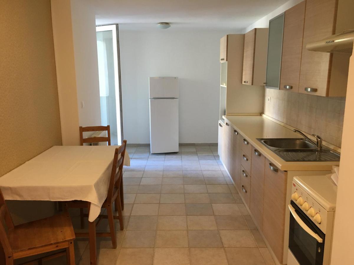 Apartament Rose Garden *