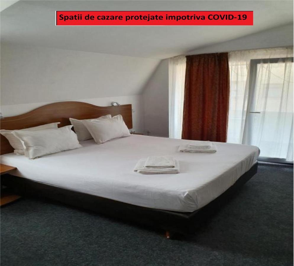 Apartament Tranzitrooms