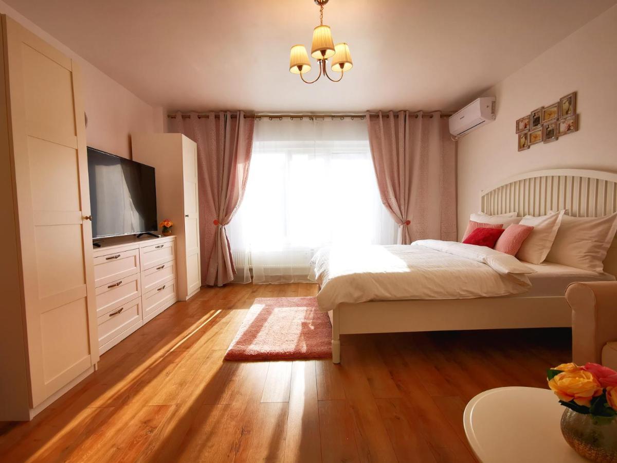 Apartament T By Mrg