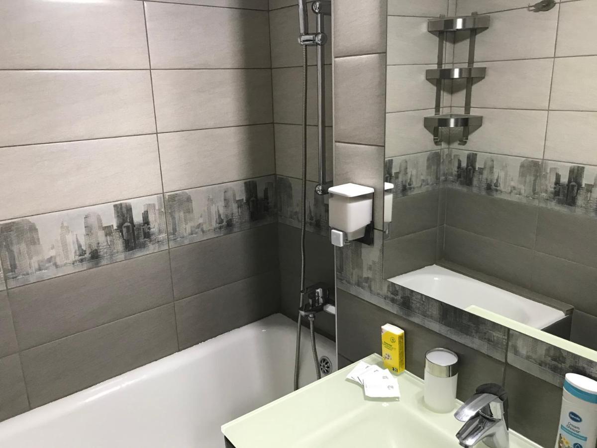 Universitate Apartament Bucureşti