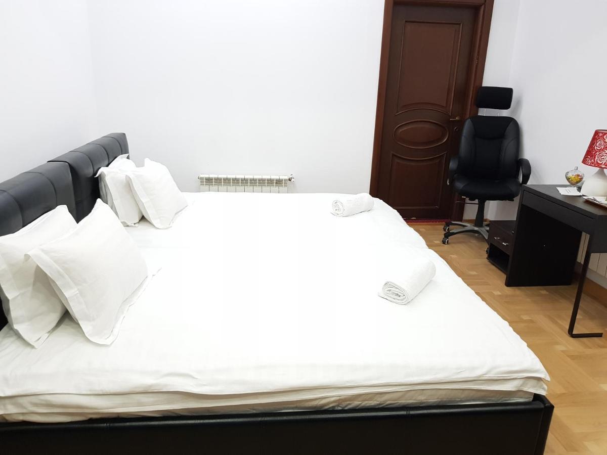 Apartament Langa Monza Bucharest