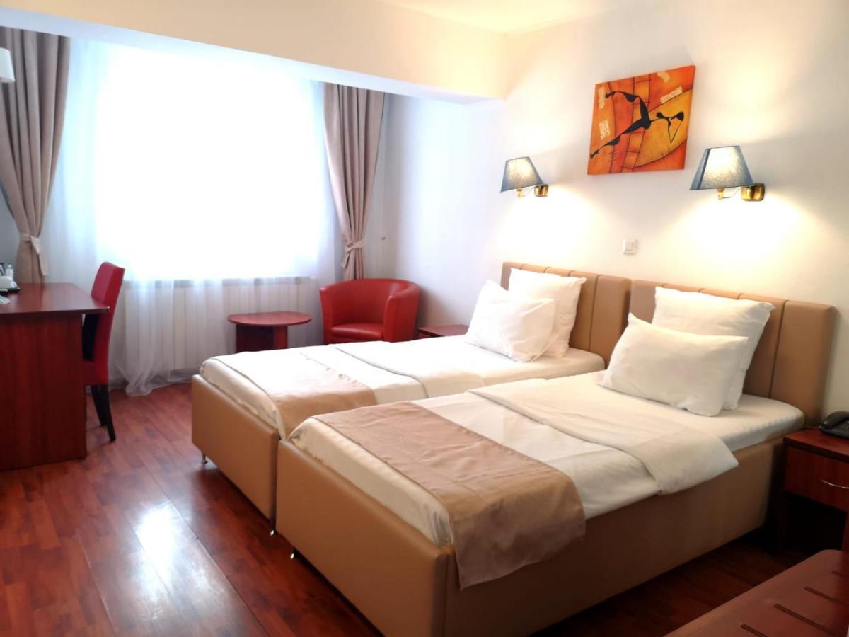 Hotel Atrium City Center 4*