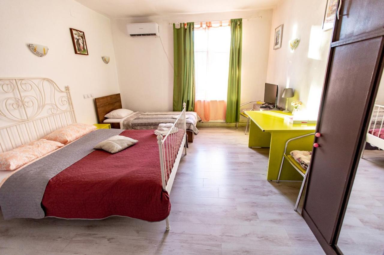Guest house House