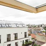 Vivando - Beautiful Studio B + Parking
