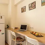 City Center - Studio T By Mrg Apartments