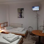 Carol 51 Hostel