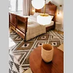 Luxurious Huge Flat With Large Terrace