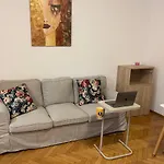 Klimt\'S Korner L Modern, Central, Lovely Apartment