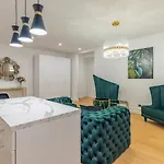 Aviatiei Business Rental Luxury Apartment