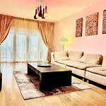 Herastrau Park Apartment