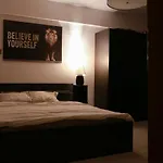 Apartment 3 Rooms, City Center, Balcony View, Sunset Boulevard