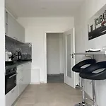 Lakeview 2 Room Penthouse Rooftop Terrace W15