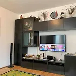 Central Apartment Muncii Area Netflix