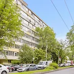 Central Apartment Muncii Area Netflix