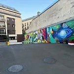 Urban Oasis Apartments With Parking