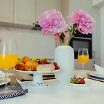 Superb City View - Bright & Stylish - 2Br