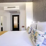 Hotel Duke Romana City Center