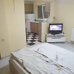 Garsoniera 1