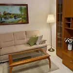 Lovely & Quiet 1-Bedroom Condo With Free Parking