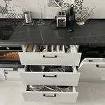Unique Penthouse Lakeview W19