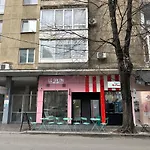 Ultracentral Studio Cherry Piata Amzei