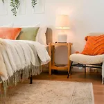 Dream Stay In The Old Town: Bright & Comfy Studio