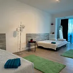 Green Apartment 70