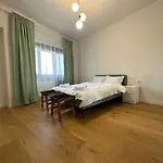 Cozy 2 Bedroom Apartment In The City Center